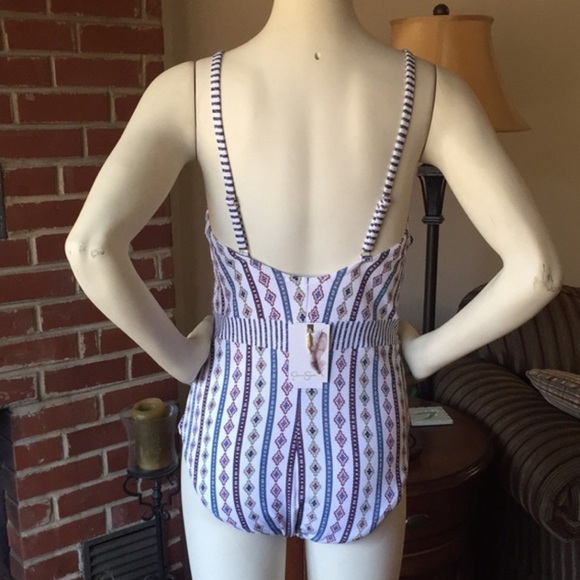 Jessica Simpson Lace Front bathing suit NWT - Picture 3 of 7